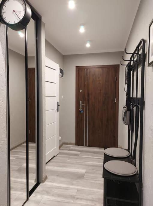 Uroczy Apartament W Scislym Centrum Gizycka 吉日茨科 外观 照片